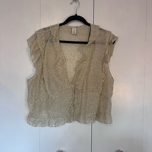 H&M yellow floral blouse